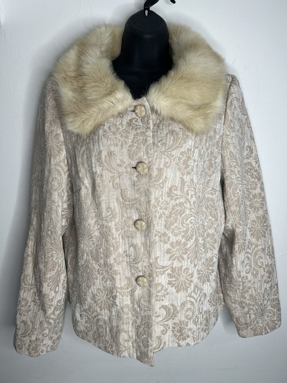 Pursuits ltd Velvet Brocade Beige Jacket Faux Fur Trim Collar Woman’s Size 16